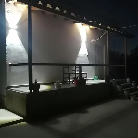 House Vakantiehuis Ljaknasi