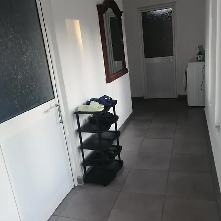 House Ljaknasi